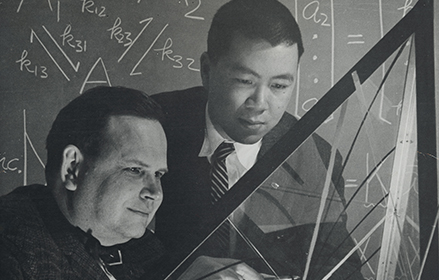 Dr Dwight Prater and Dr James Wei researching