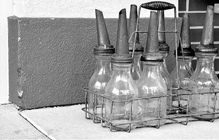 Glass oil bottles